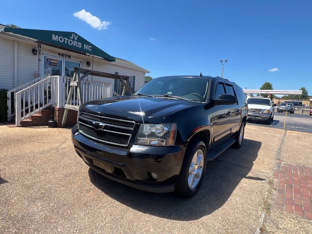 2013 CHEVROLET Suburban