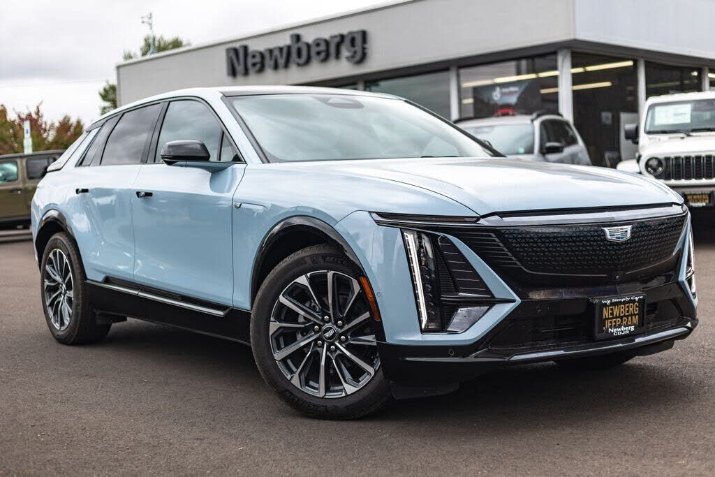 2024 CADILLAC Lyriq