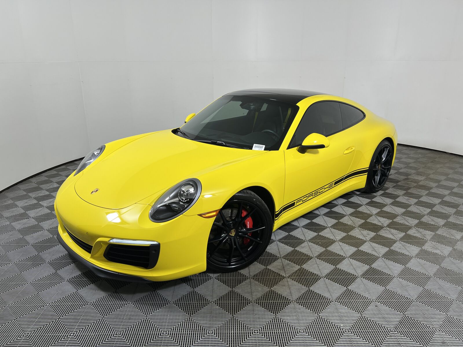 2018 PORSCHE 911