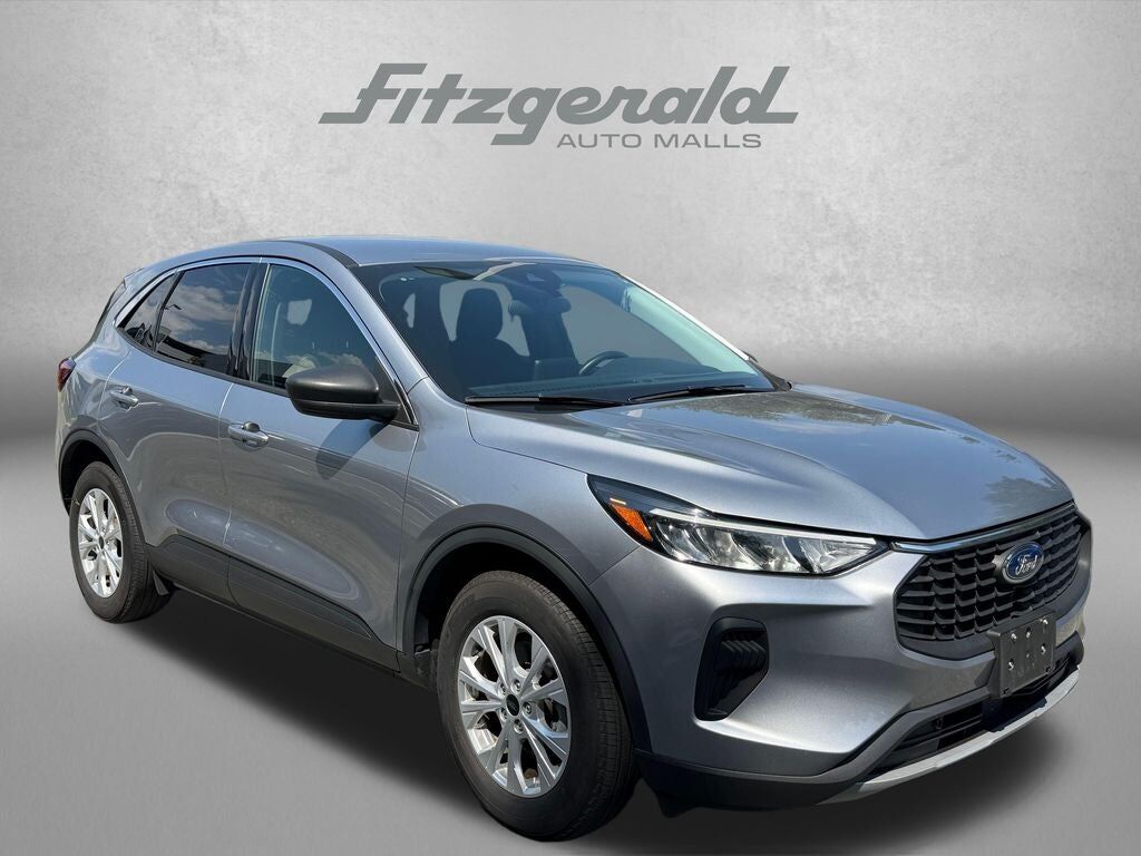 2024 FORD Escape
