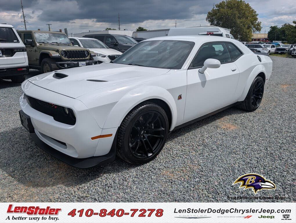 2021 DODGE Challenger