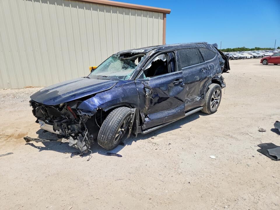 2020 TOYOTA Highlander
