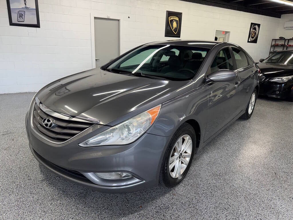 2013 HYUNDAI Sonata