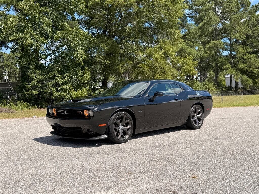 2019 DODGE Challenger