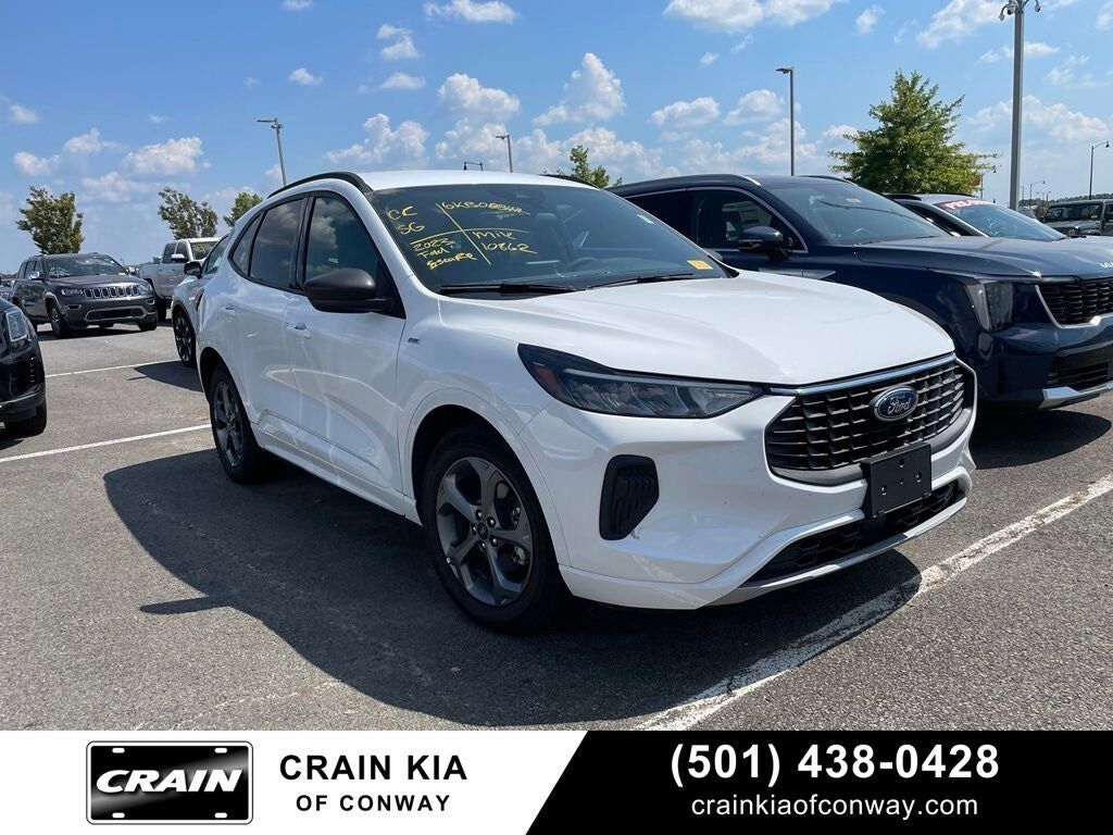 2023 FORD Escape