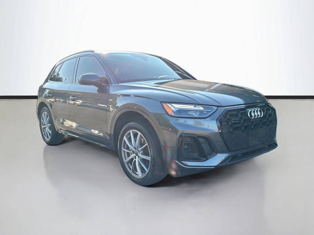 2023 AUDI Q5 e