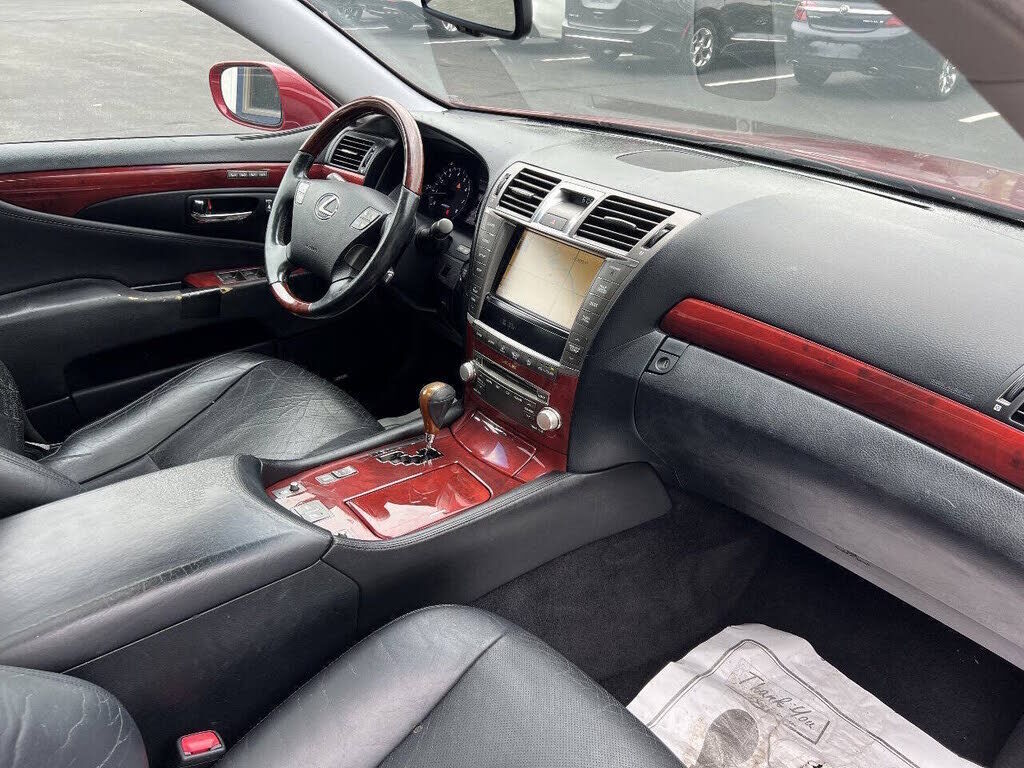 2011 Lexus LS
