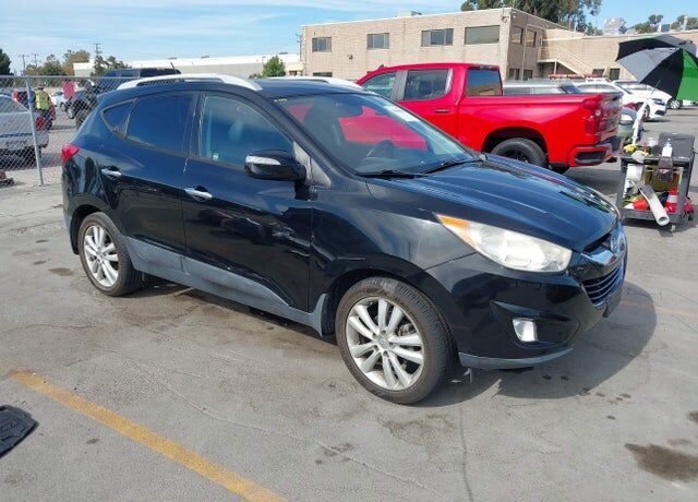 2011 HYUNDAI Tucson