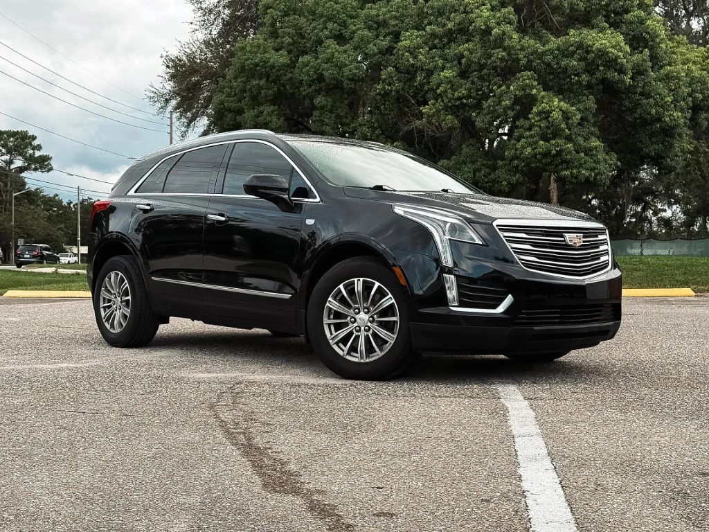 2017 CADILLAC XT5