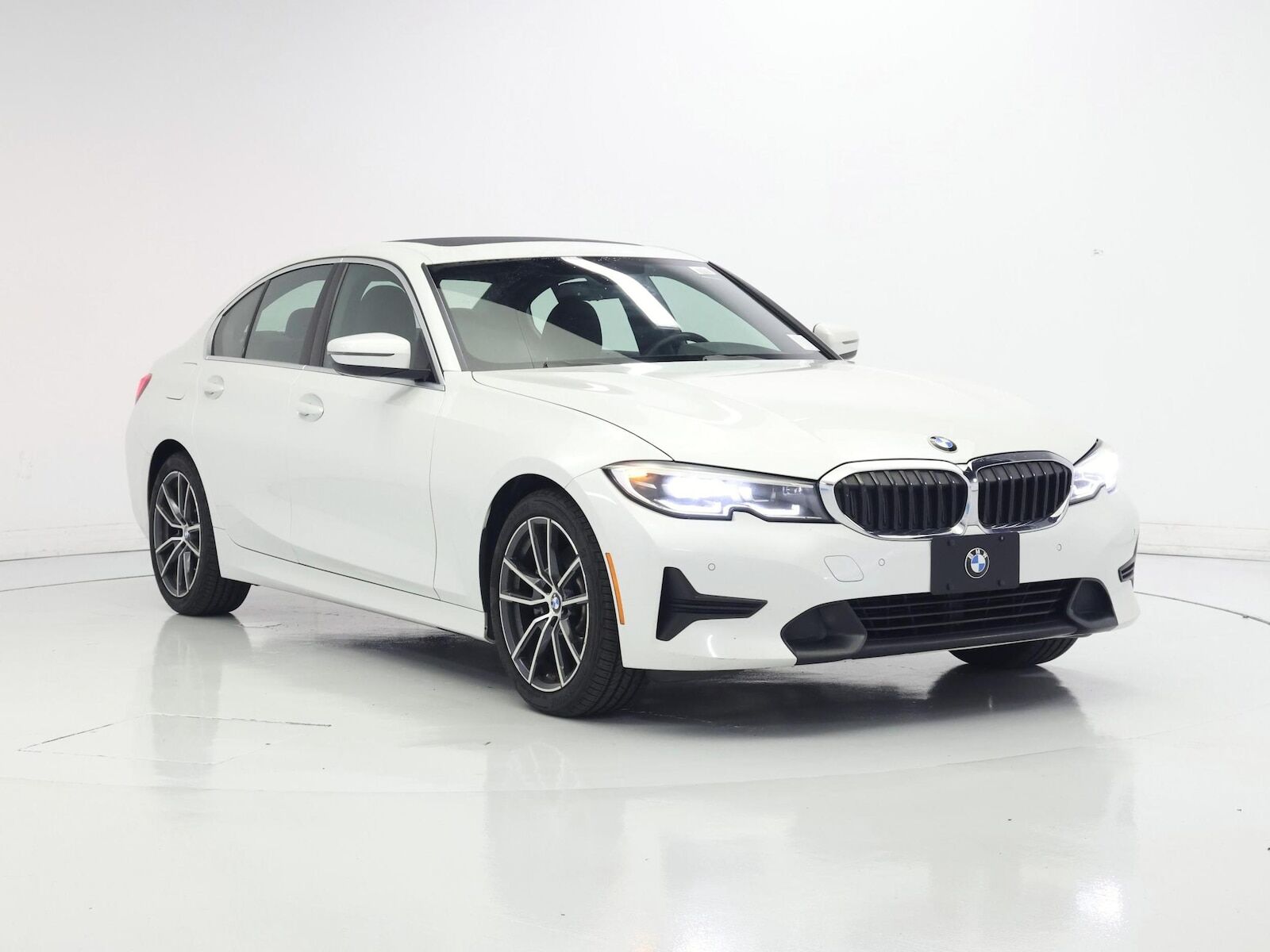 2021 BMW 330i