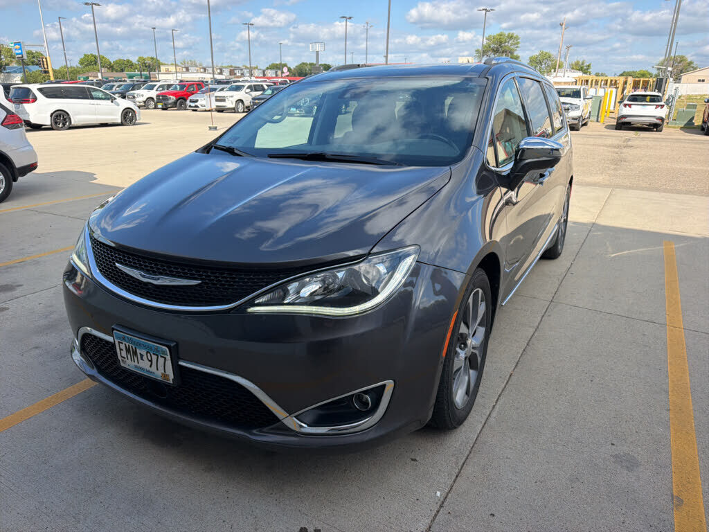 2020 CHRYSLER Pacifica