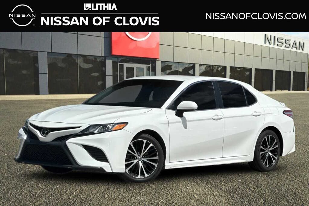 2020 TOYOTA Camry
