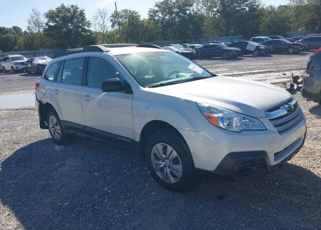 2013 SUBARU Outback