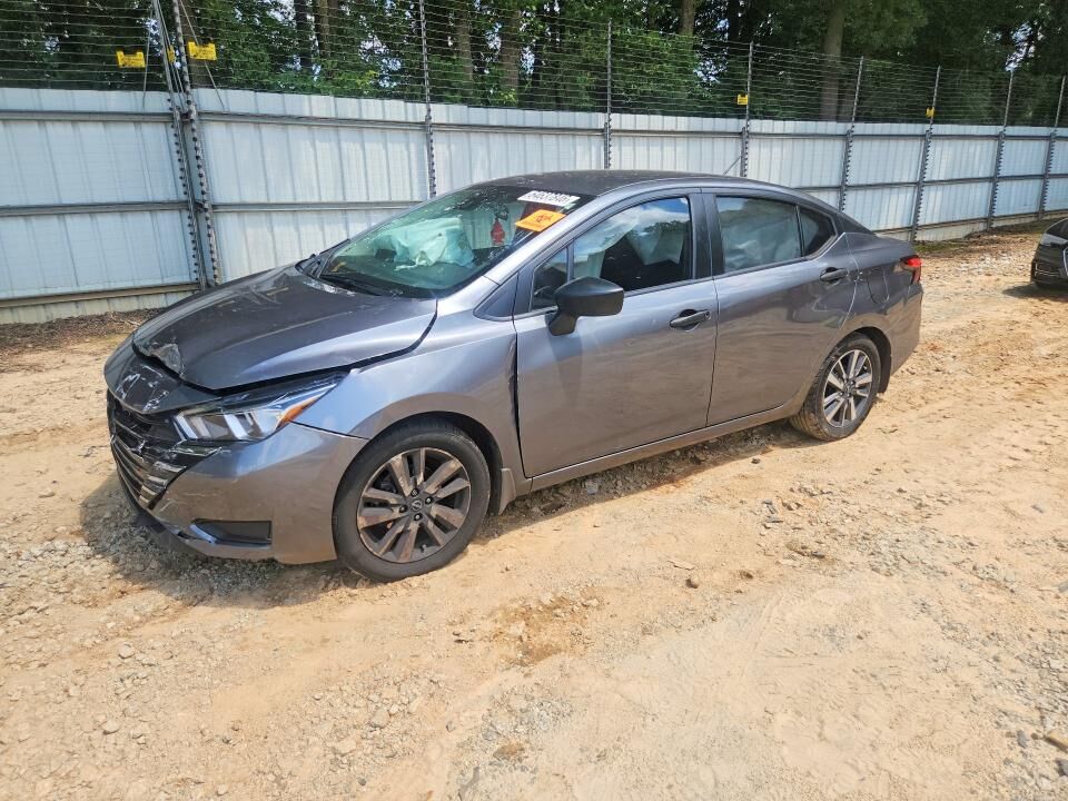 2024 NISSAN Versa