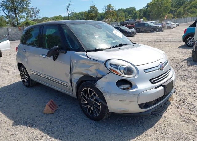 2015 FIAT 500L