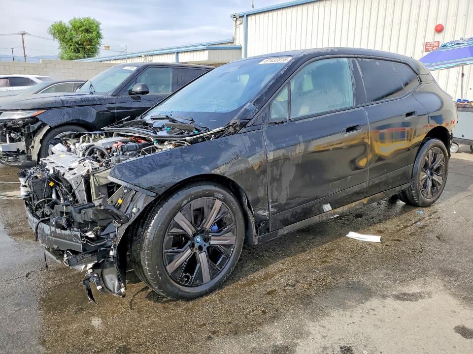 2024 BMW ix