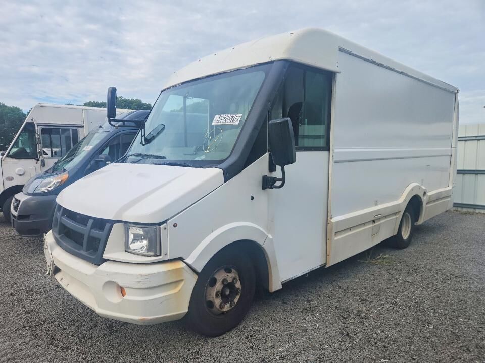 2013 ISUZU NPR/NPR-HD
