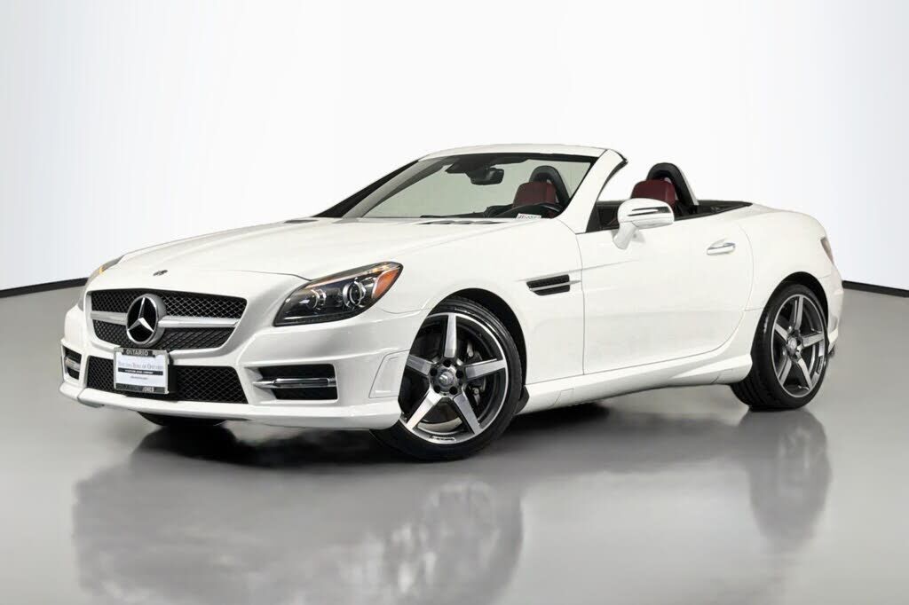 2015 Mercedes-Benz SLK-Class
