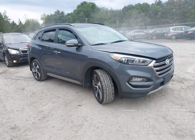 2017 HYUNDAI Tucson