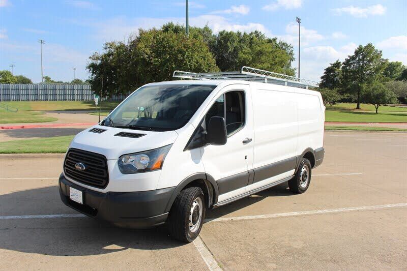 2017 FORD Transit