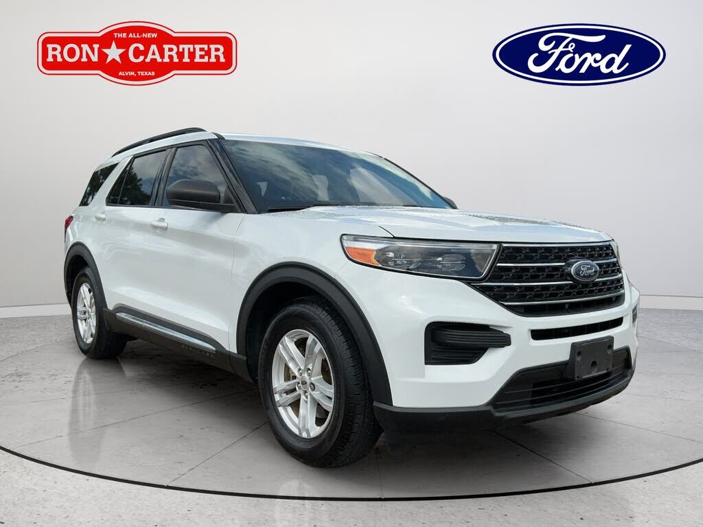 2021 FORD Explorer