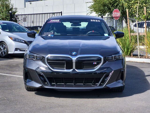 2024 BMW i5