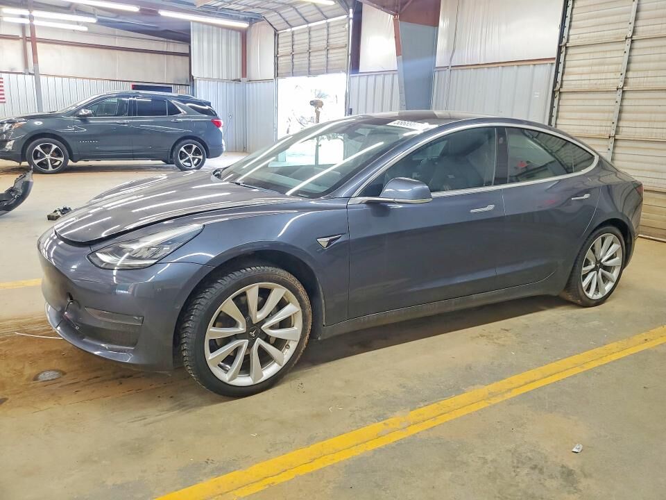 2020 TESLA Model 3