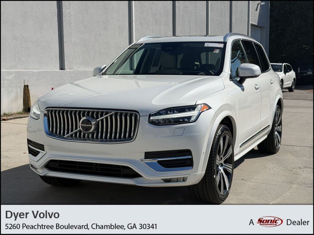 2023 VOLVO XC90