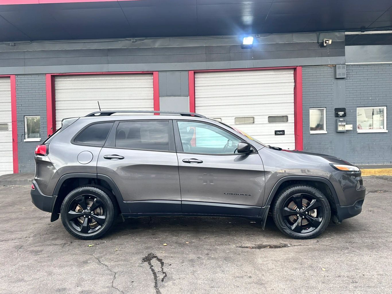 2018 JEEP Cherokee