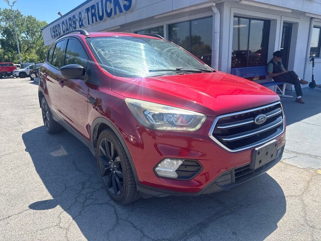 2019 FORD Escape