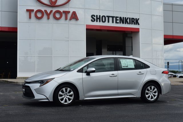 2024 TOYOTA Corolla