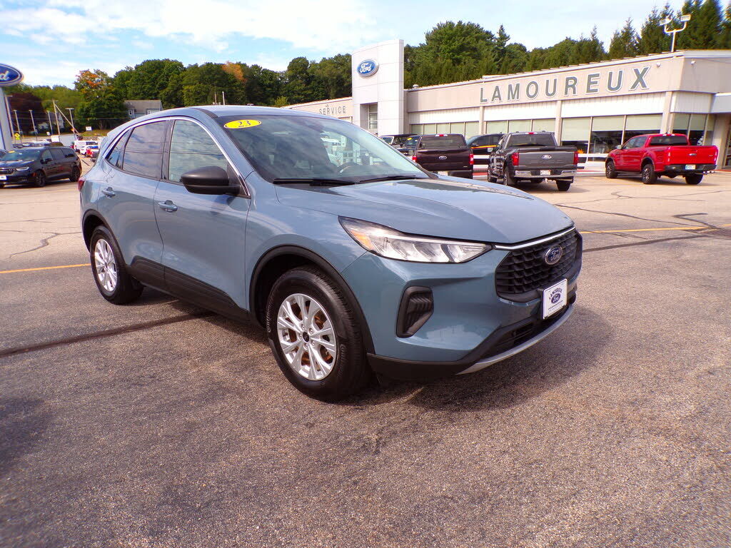 2023 FORD Escape