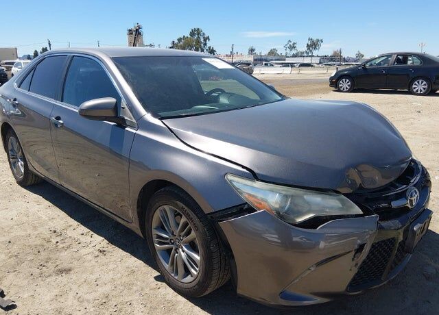 2015 TOYOTA Camry