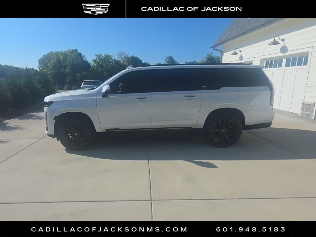 2021 CADILLAC Escalade ESV