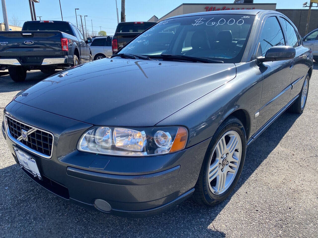 2005 VOLVO S60