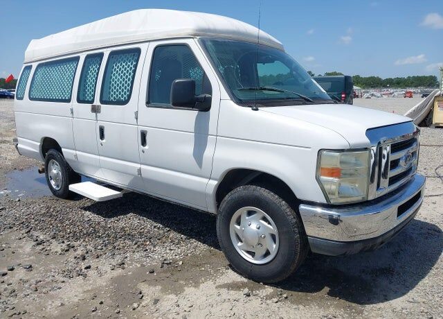 2012 FORD E-350