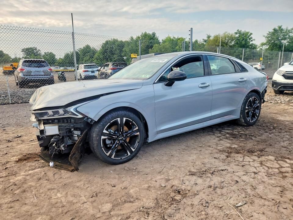 2022 KIA K5