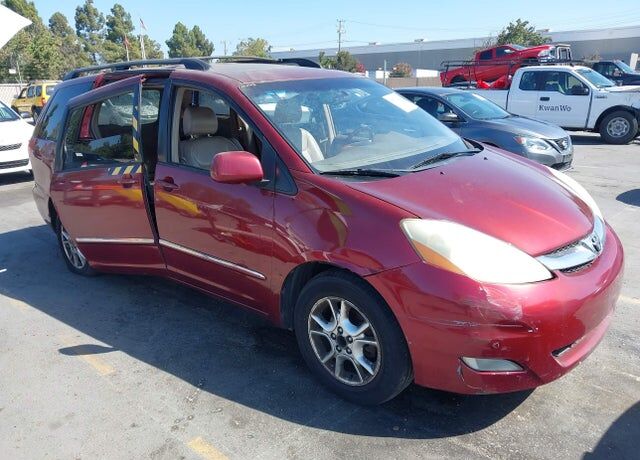 2006 TOYOTA Sienna