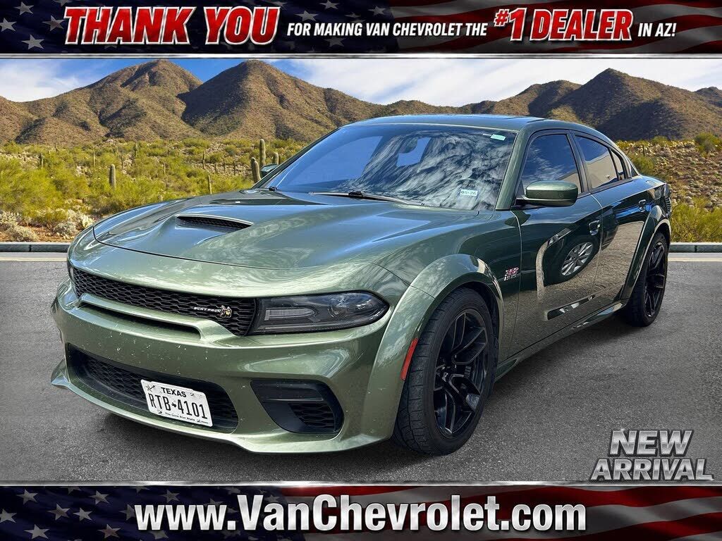 2020 DODGE Charger