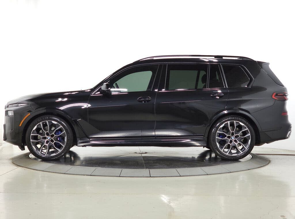 2025 BMW X7