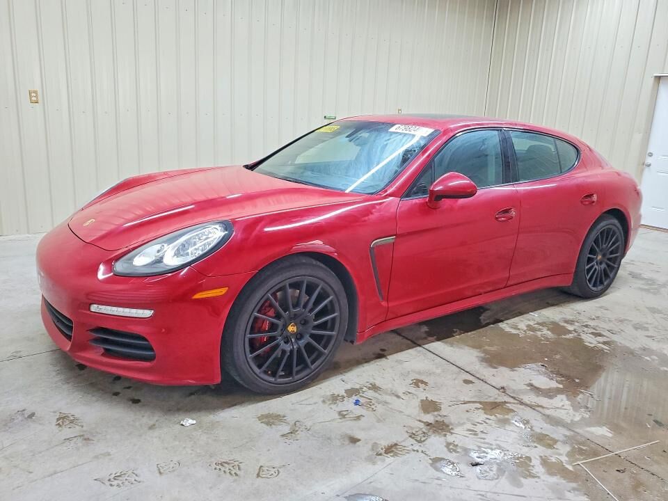 2016 PORSCHE Panamera