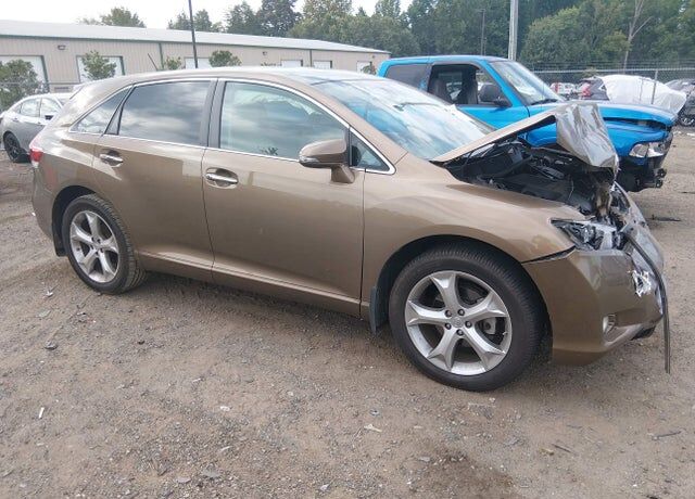 2013 TOYOTA Venza