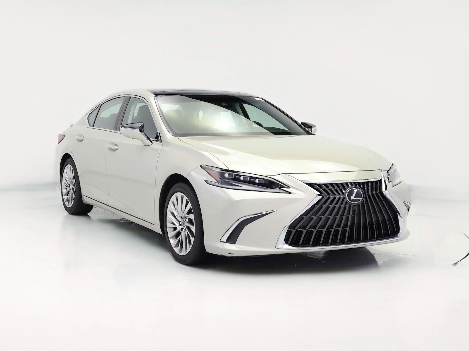 2022 LEXUS ES