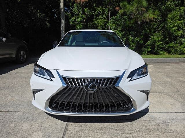 2024 Lexus ES