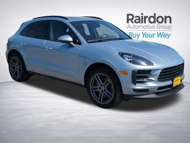 2020 PORSCHE Macan