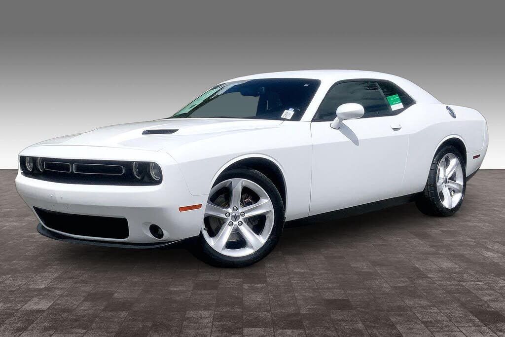 2017 DODGE Challenger