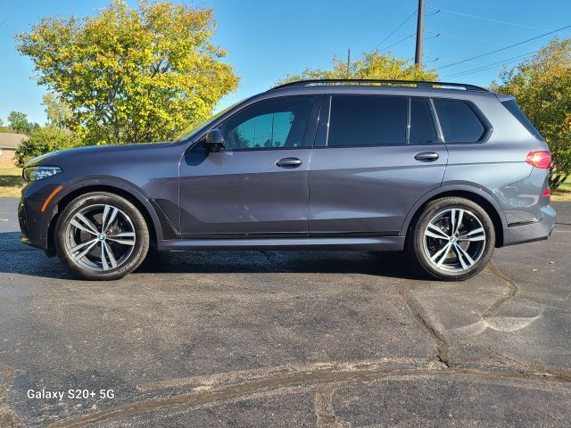 2021 BMW X7