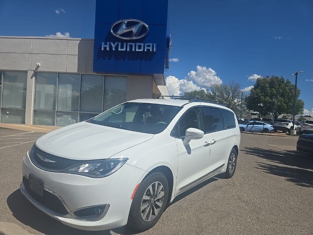 2020 CHRYSLER Pacifica