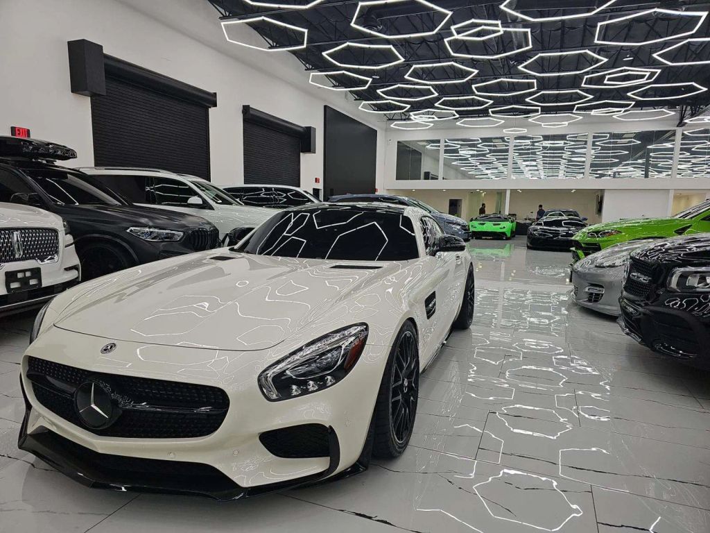 2017 Mercedes-Benz AMG GT