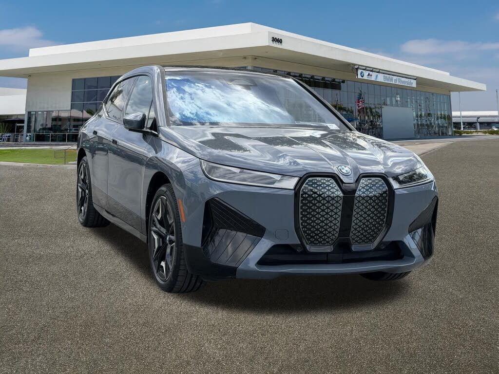 2024 BMW iX